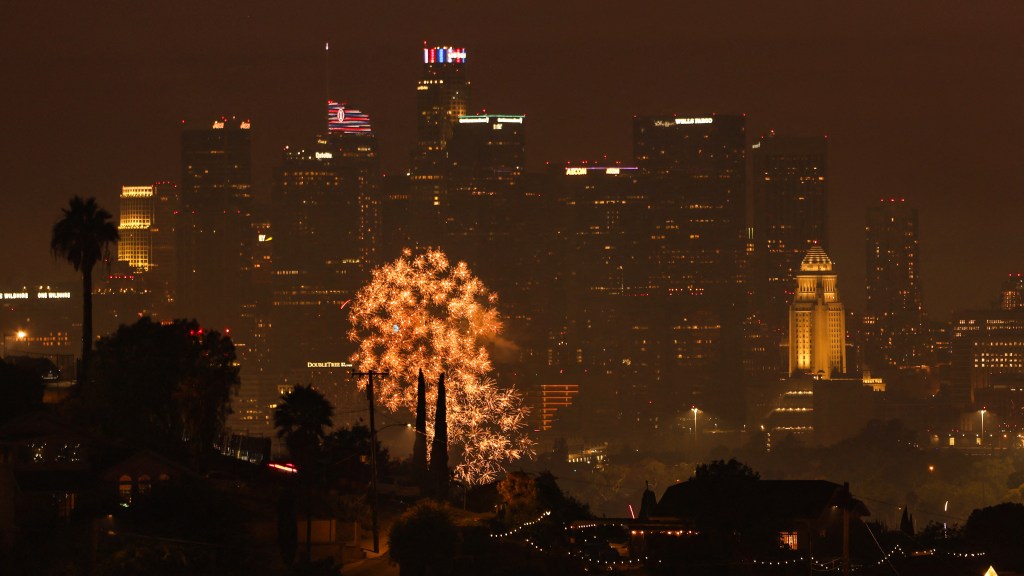 Los Angeles Faces “Hazardous” Air Quality After July 4 Fireworks